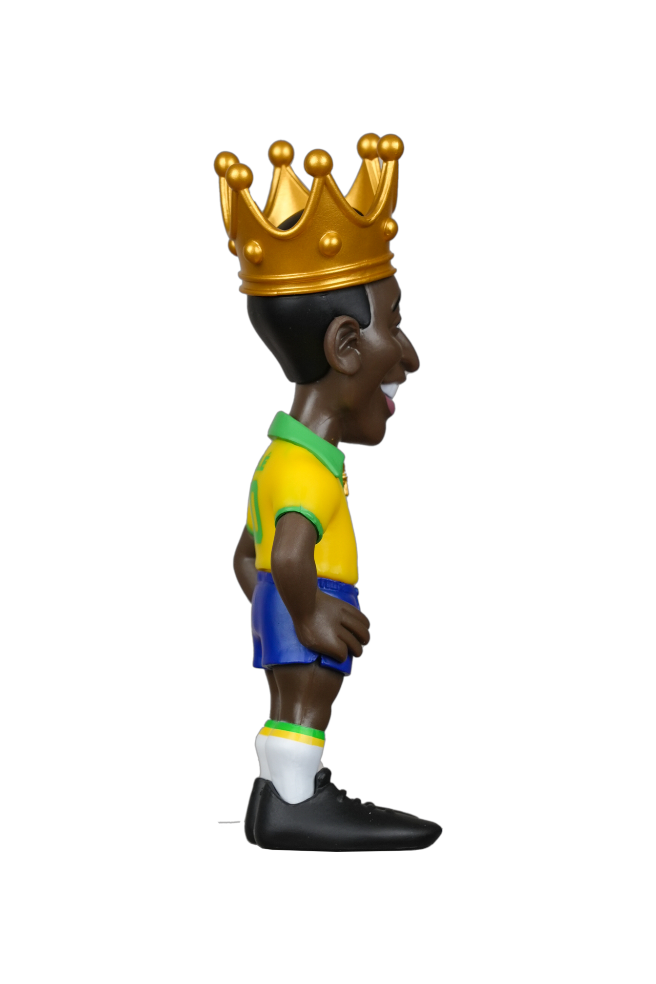 Minix Football Legends Pelé collectible figurine in Brazil kit with golden crown, 12cm soccer icon gift